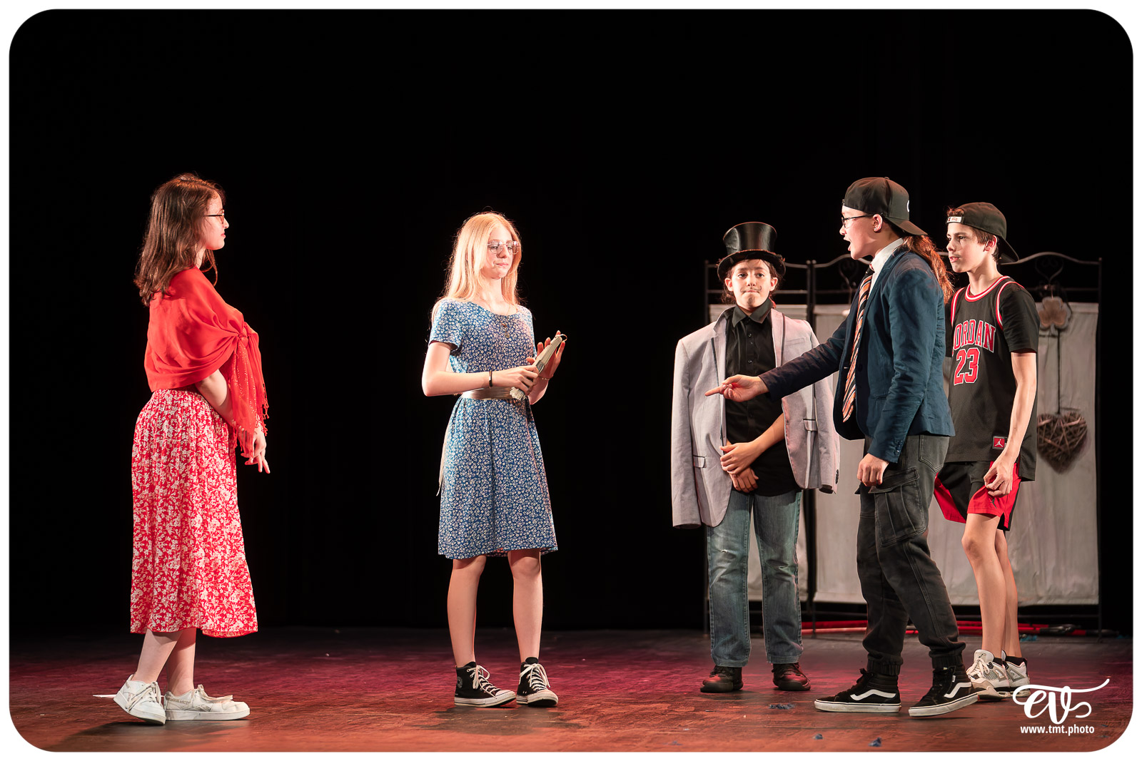 LES FEMMES SAVANTES (ATELIER THÉÂTRE DU COLLÈGE FOCH)